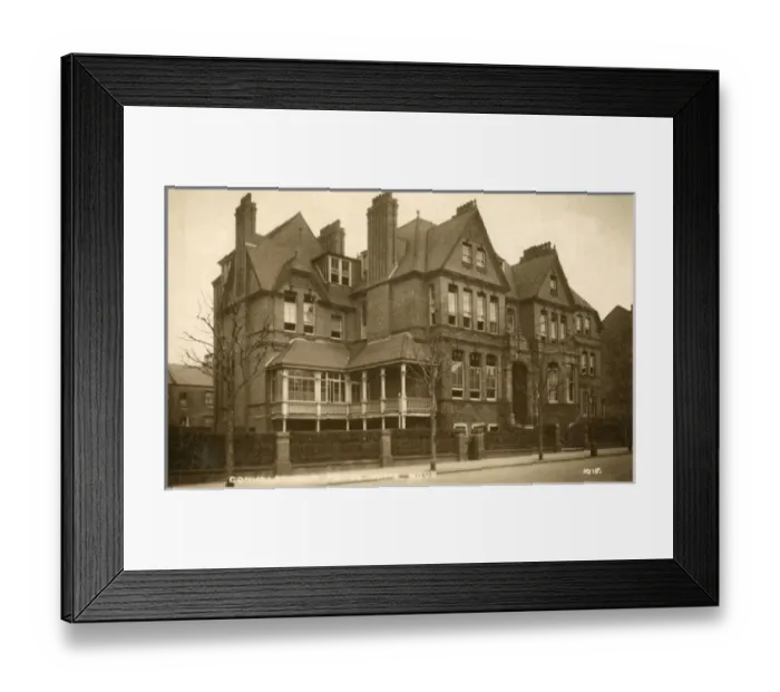 Framed Print : Convalescent Police Seaside Home, Hove, East Sussex Framed Print : Convalescent Police Seaside Home, Hove, East Sussex
