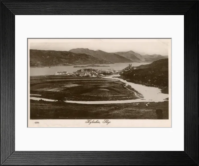 Framed Print : Kyleakin, Isle of Skye, Scotland Framed Print : Kyleakin, Isle of Skye, Scotland