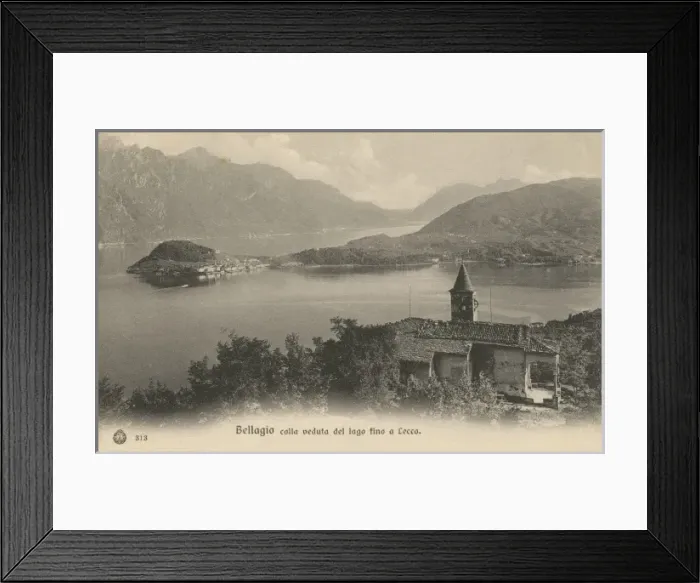 Framed Print : Bellagio on Lake Como, Italy Framed Print : Bellagio on Lake Como, Italy