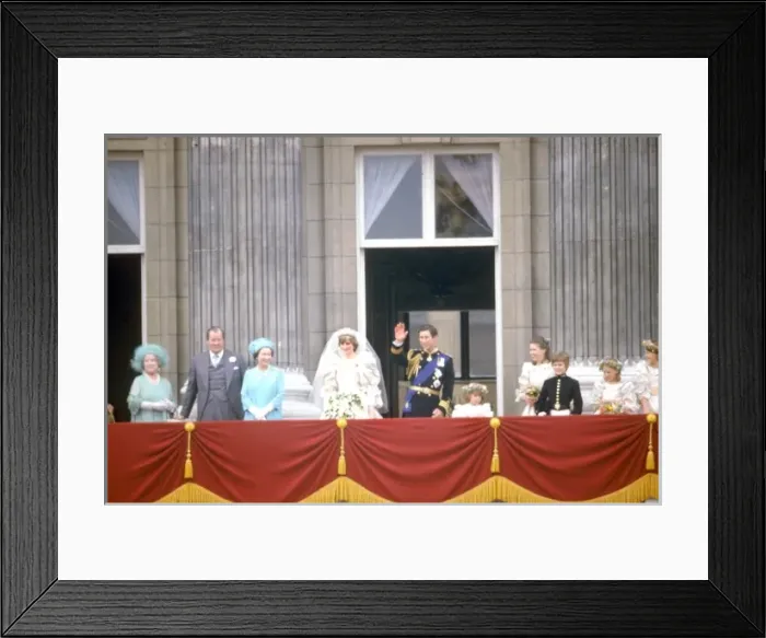 Framed Print : Royal Wedding 1981 - Prince Charles and Lady Diana Spencer Framed Print : Royal Wedding 1981 - Prince Charles and Lady Diana Spencer