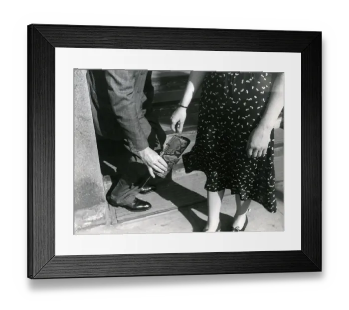 Framed Print : Metropolitan Police crime prevention photograph Framed Print : Metropolitan Police crime prevention photograph