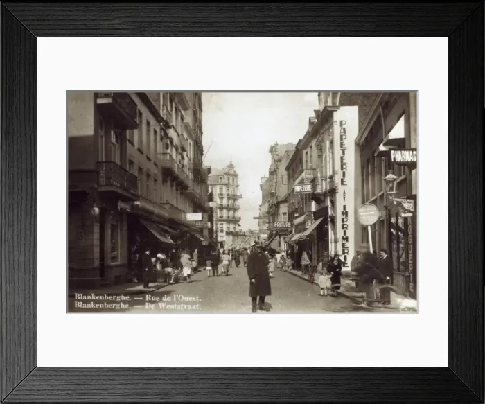 Framed Print : Belgium - West Street in Blankenberghe Framed Print : Belgium - West Street in Blankenberghe