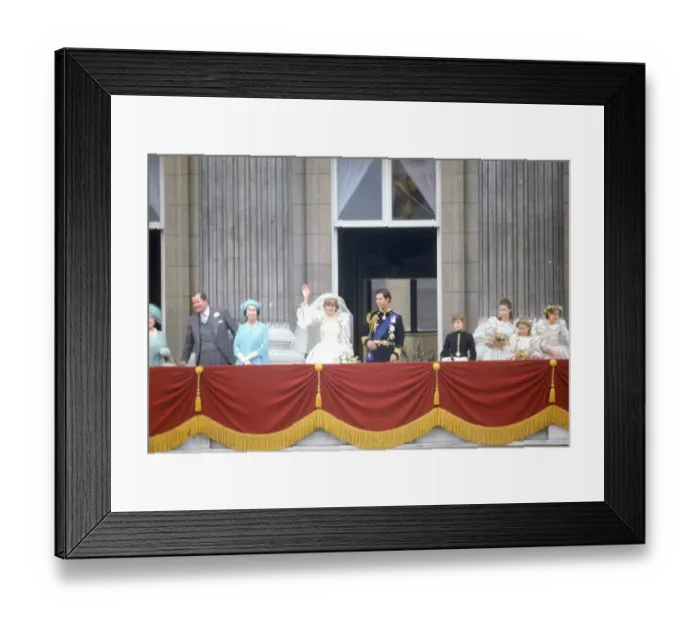 Framed Print : Royal Wedding 1981 - Prince Charles and Lady Diana Spencer Framed Print : Royal Wedding 1981 - Prince Charles and Lady Diana Spencer