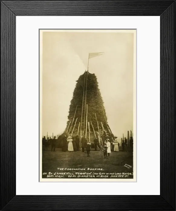 Framed Print : The Coronation Bonfire on St James Hill, Norwich Framed Print : The Coronation Bonfire on St James Hill, Norwich