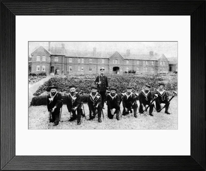 Framed Print : Armed coastguards at Walton-on-the-Naze, Essex Framed Print : Armed coastguards at Walton-on-the-Naze, Essex