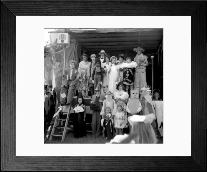 Framed Print : Coronation fancy dress party, Walton-on-the-Naze, Essex Framed Print : Coronation fancy dress party, Walton-on-the-Naze, Essex