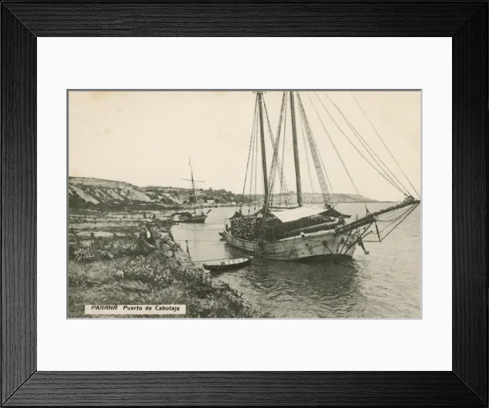 Framed Print : Parana - Domestic trade port - Argentina Framed Print : Parana - Domestic trade port - Argentina