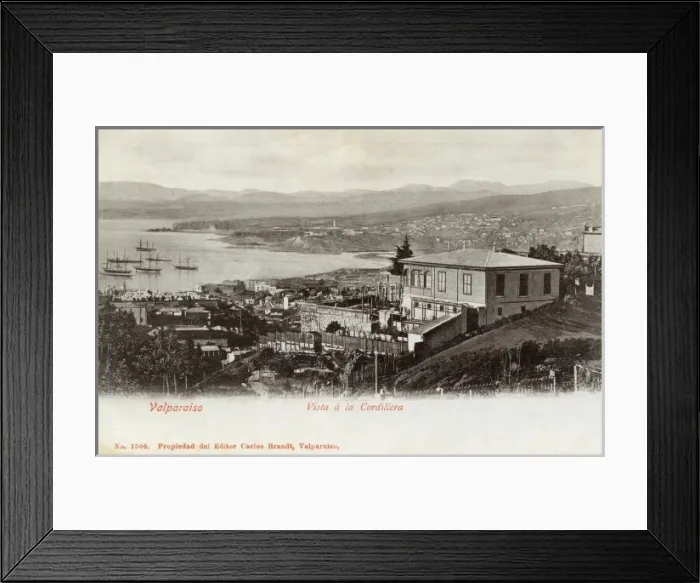 Framed Print : Chile - Valparaiso - View toward the Andes Framed Print : Chile - Valparaiso - View toward the Andes