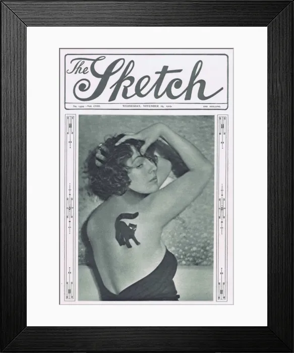 Framed Print : Peggy Marsh at the Victory Ball, Albert Hall, London, late 1 Framed Print : Peggy Marsh at the Victory Ball, Albert Hall, London, late 1