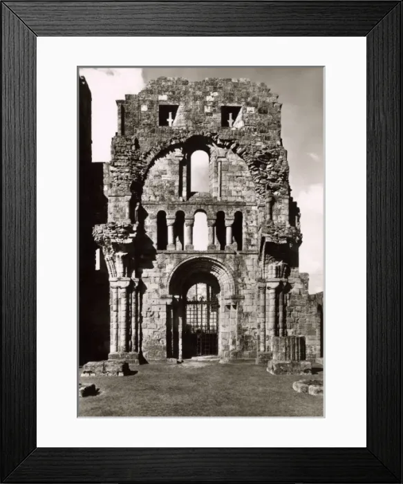 Framed Print : Lindisfarne Priory, Holy Island, Northumberland Framed Print : Lindisfarne Priory, Holy Island, Northumberland