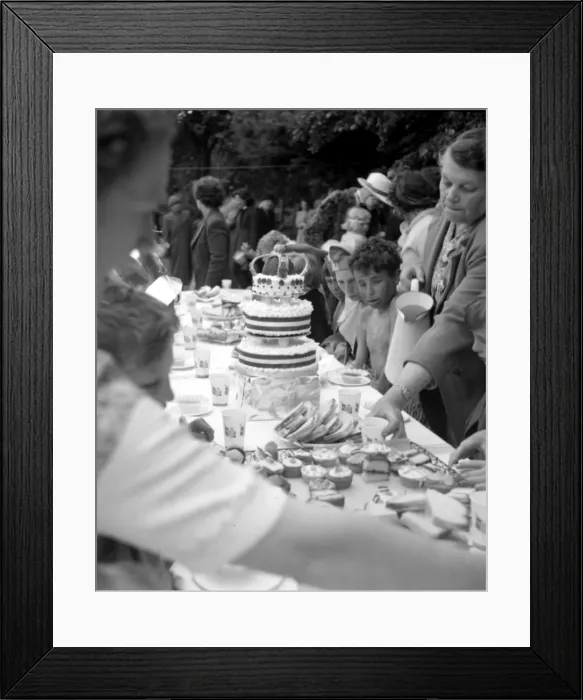 Framed Print : Coronation street party, Walton-on-the-Naze, Essex Framed Print : Coronation street party, Walton-on-the-Naze, Essex