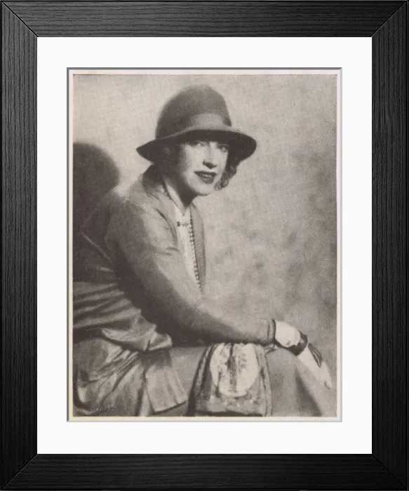 Framed Print : Texas Guinan, Broadway cabaret Queen, New York, 1931 Framed Print : Texas Guinan, Broadway cabaret Queen, New York, 1931