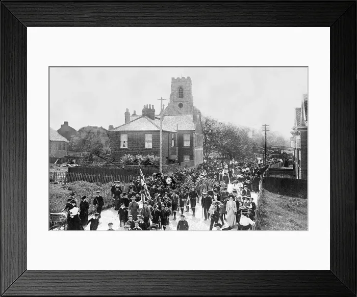 Framed Print : Church parade, Walton-on-the-Naze, Essex Framed Print : Church parade, Walton-on-the-Naze, Essex