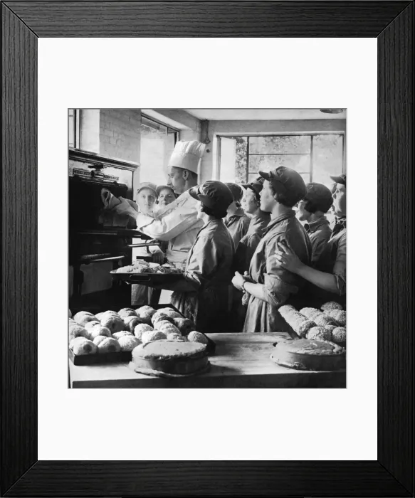 Framed Print : ATS - new Army cooks in training, 1939 Framed Print : ATS - new Army cooks in training, 1939