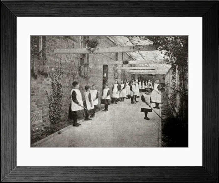 Framed Print : Winter Garden at St Pancras Schools, Leavesden, Hertfordshir Framed Print : Winter Garden at St Pancras Schools, Leavesden, Hertfordshir