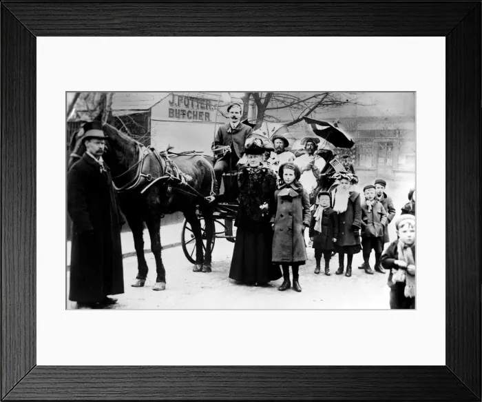 Framed Print : Canvassing for votes, Walton-on-the-Naze, Essex Framed Print : Canvassing for votes, Walton-on-the-Naze, Essex