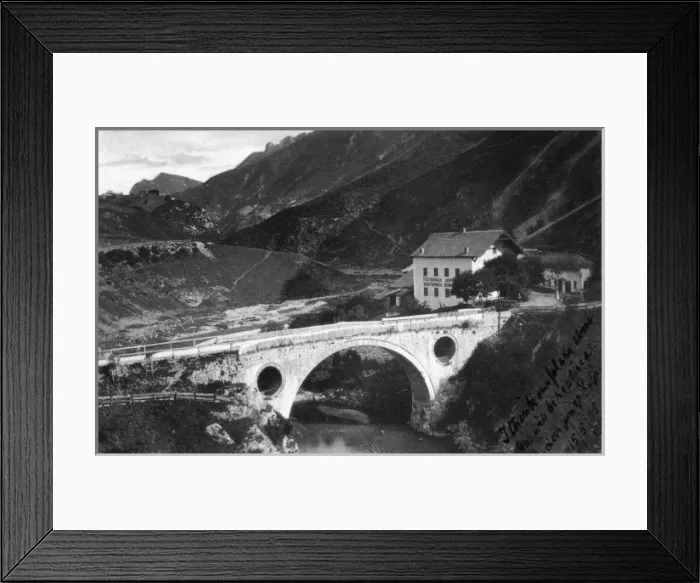 Framed Print : Bosnia Herzegovina - Costionica - The Old Bridge Framed Print : Bosnia Herzegovina - Costionica - The Old Bridge