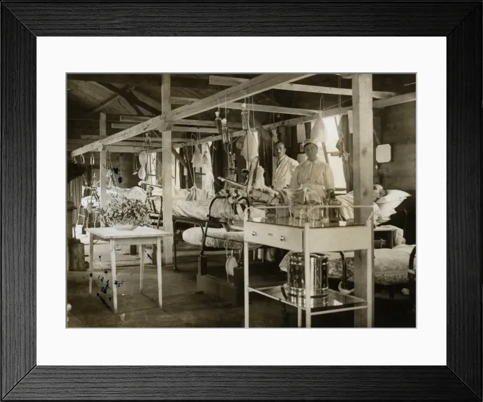Framed Print : British Western Front in France - Base Hospital ward Framed Print : British Western Front in France - Base Hospital ward