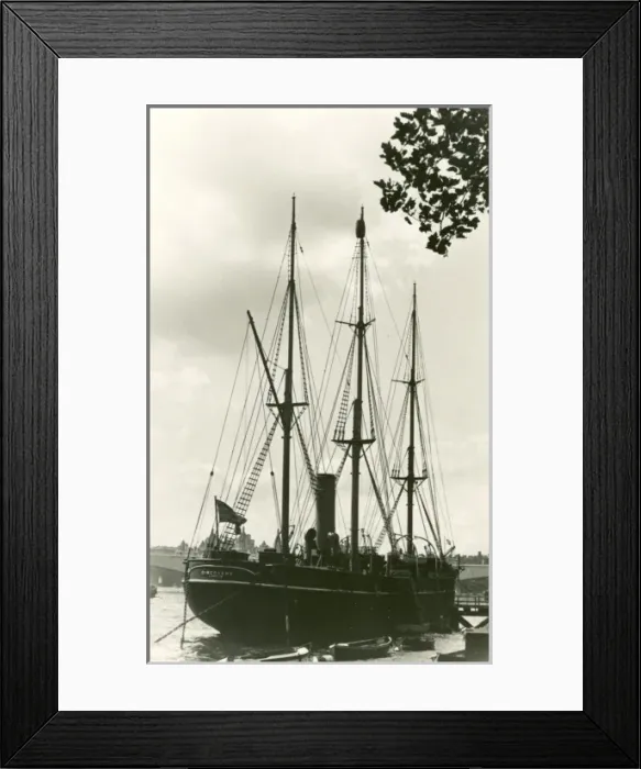 Framed Print : RSS Discovery moored at Westminster Bridge, London Framed Print : RSS Discovery moored at Westminster Bridge, London