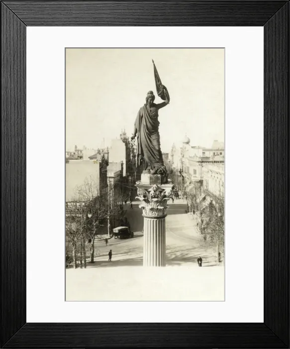 Framed Print : Liberty Statue - Plaza Cagancha, Montevideo, Uruguay Framed Print : Liberty Statue - Plaza Cagancha, Montevideo, Uruguay