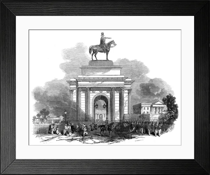 Framed Print : Great Wellington Statue at Hyde Park Corner Framed Print : Great Wellington Statue at Hyde Park Corner