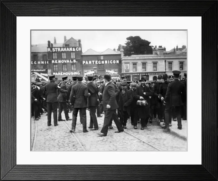 Framed Print : Police and strikers during railway strike, Dublin Framed Print : Police and strikers during railway strike, Dublin