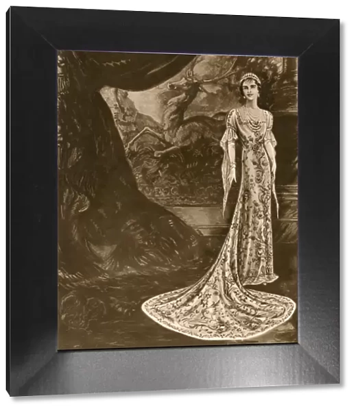 Dress for Queen Elizabeth (Queen Mother) Coronation 1937