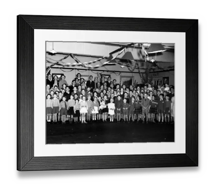 Framed Print : Childrens Christmas party, Walton-on-the-Naze, Essex Framed Print : Childrens Christmas party, Walton-on-the-Naze, Essex