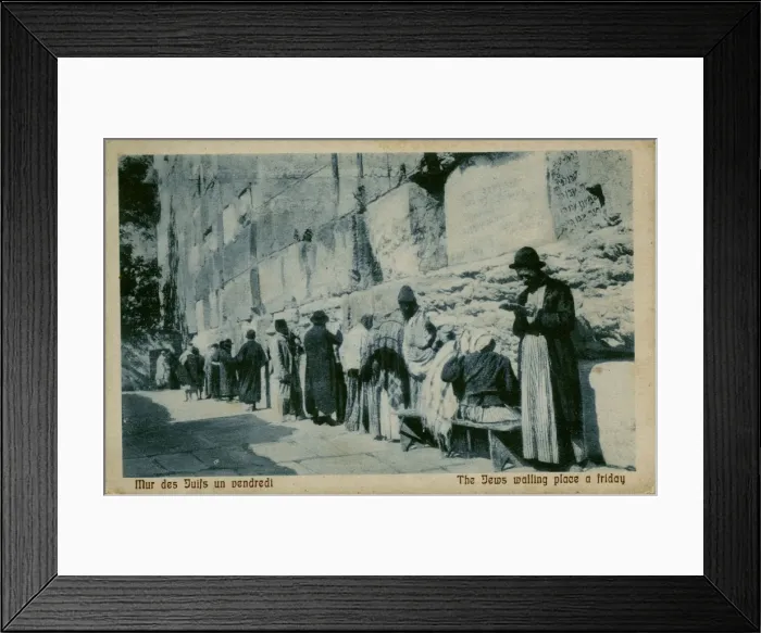 Framed Print : People at the Wailing Wall, Jerusalem Framed Print : People at the Wailing Wall, Jerusalem