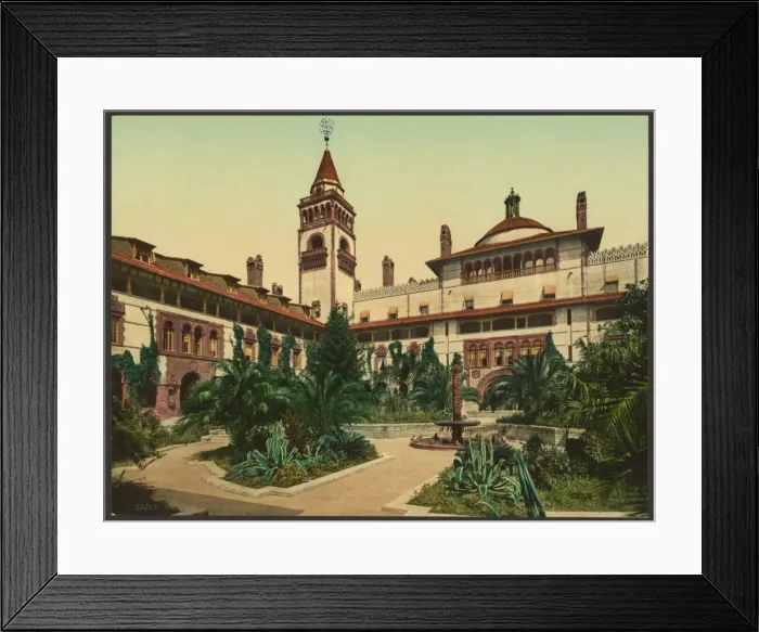 Framed Print : The court in the Ponce De Leon Framed Print : The court in the Ponce De Leon