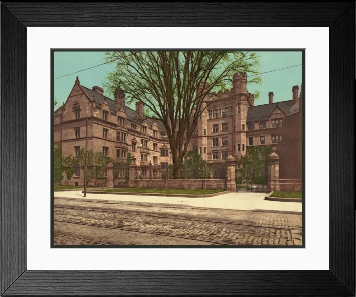 Framed Print : Vanderbilt Hall, Yale College Framed Print : Vanderbilt Hall, Yale College