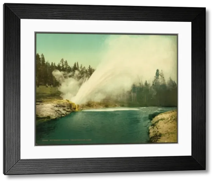 Framed Print : Riverside Geyser, Yellowstone Park Framed Print : Riverside Geyser, Yellowstone Park