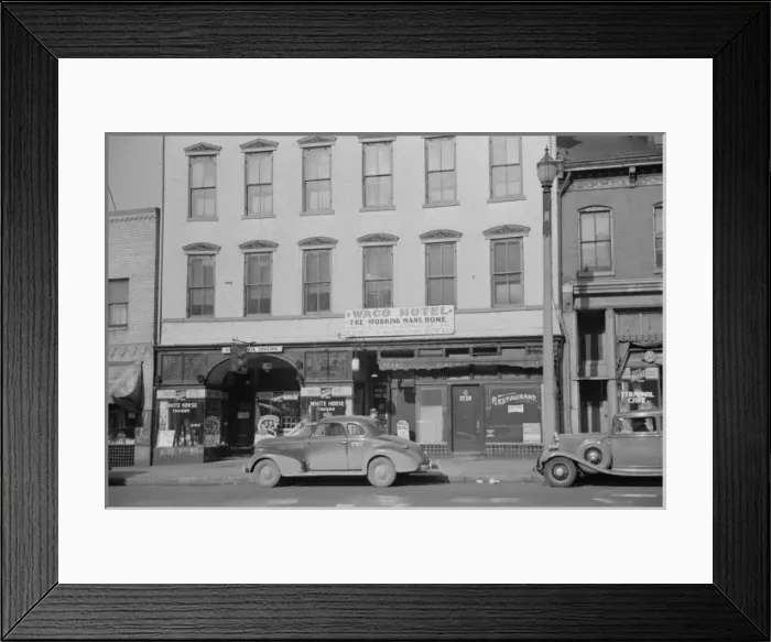 Framed Print : Downtown street, Saint Louis, Missouri Framed Print : Downtown street, Saint Louis, Missouri