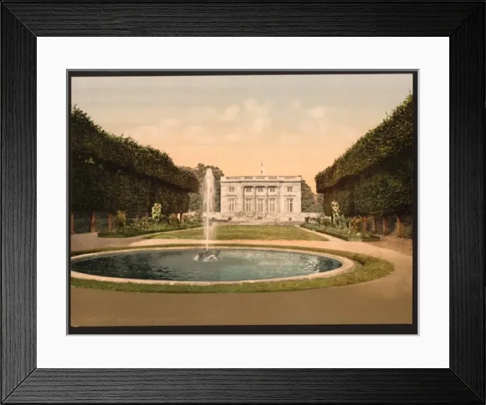 Framed Print : Petit Trianon, Versailles, France Framed Print : Petit Trianon, Versailles, France