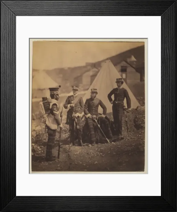 Framed Print : Group of the 71st Regiment with colour sergeant Framed Print : Group of the 71st Regiment with colour sergeant