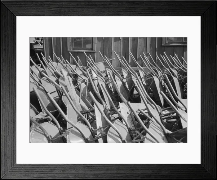 Framed Print : Untitled. Date between 1935 and 1942 Framed Print : Untitled. Date between 1935 and 1942