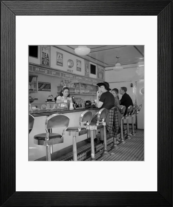 Framed Print : White Tavern hamburger stand was the popular place in Amster Framed Print : White Tavern hamburger stand was the popular place in Amster