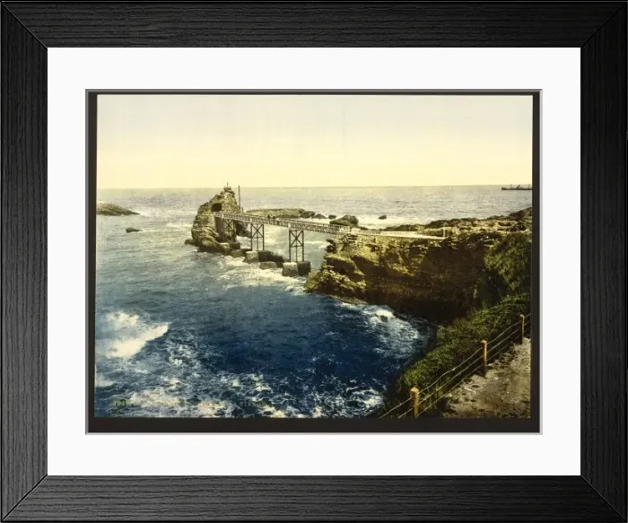 Framed Print : The Virgins Rock, Biarritz, Pyrenees, France Framed Print : The Virgins Rock, Biarritz, Pyrenees, France