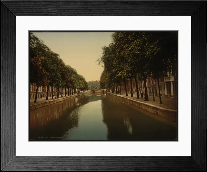 Framed Print : The Heerengracht (main canal), Amsterdam, Holland Framed Print : The Heerengracht (main canal), Amsterdam, Holland