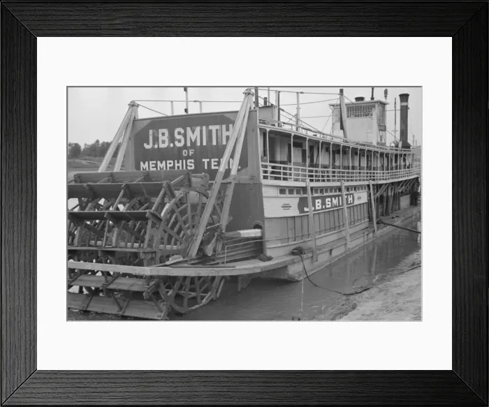 Framed Print : Old river boat docked at Memphis, Tennessee Framed Print : Old river boat docked at Memphis, Tennessee