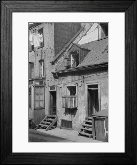 Framed Print : House in Sous-Le-Cap (Slum Alley), Quebec, Canada Framed Print : House in Sous-Le-Cap (Slum Alley), Quebec, Canada