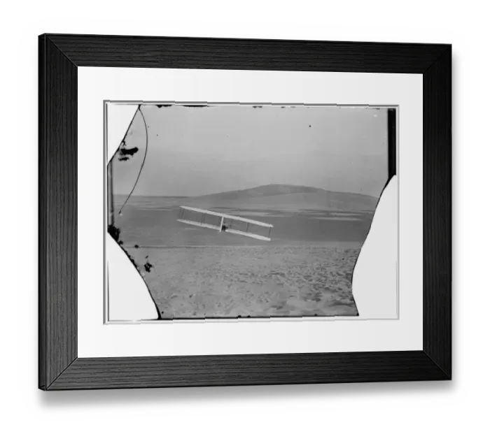 Framed Print : Rear view of Wilbur making a right turn in glide from No. 2 Framed Print : Rear view of Wilbur making a right turn in glide from No. 2