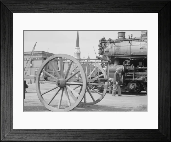 Framed Print : Untitled. Date between 1935 and 1942 Framed Print : Untitled. Date between 1935 and 1942