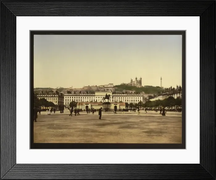 Framed Print : Bellecour Place, Lyons, France Framed Print : Bellecour Place, Lyons, France