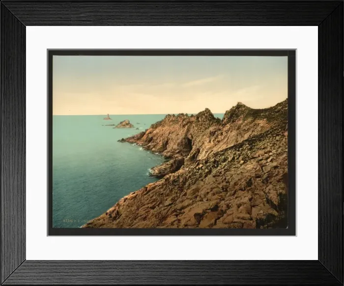 Framed Print : Pointe du Raz, Douarnenez, France Framed Print : Pointe du Raz, Douarnenez, France