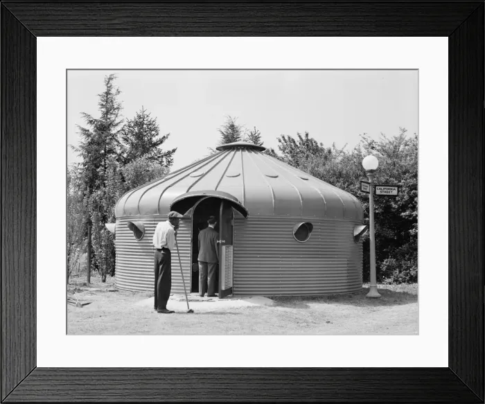 Framed Print : Diamaxion house, metal, adapted corn bin, built by Butler Br Framed Print : Diamaxion house, metal, adapted corn bin, built by Butler Br