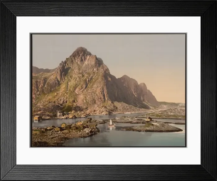 Framed Print : Svolvaer, Lofoten, Norway Framed Print : Svolvaer, Lofoten, Norway