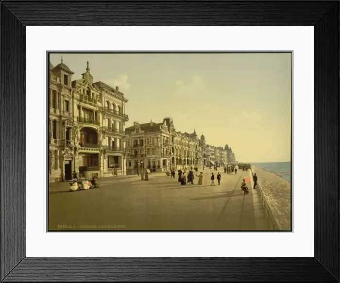 Framed Print : The embankment, Ostend, Belgium Framed Print : The embankment, Ostend, Belgium