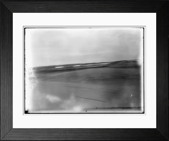 Framed Print : Long-range view of the Wright brothers camp and Kitty Hawk Framed Print : Long-range view of the Wright brothers camp and Kitty Hawk