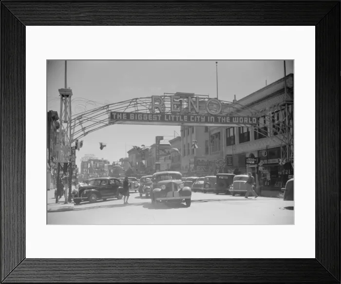 Framed Print : Untitled. Date between 1935 and 1942 Framed Print : Untitled. Date between 1935 and 1942